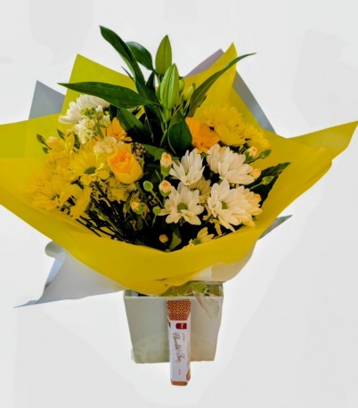 Sunny Days Bouquet with Hames Chocolate