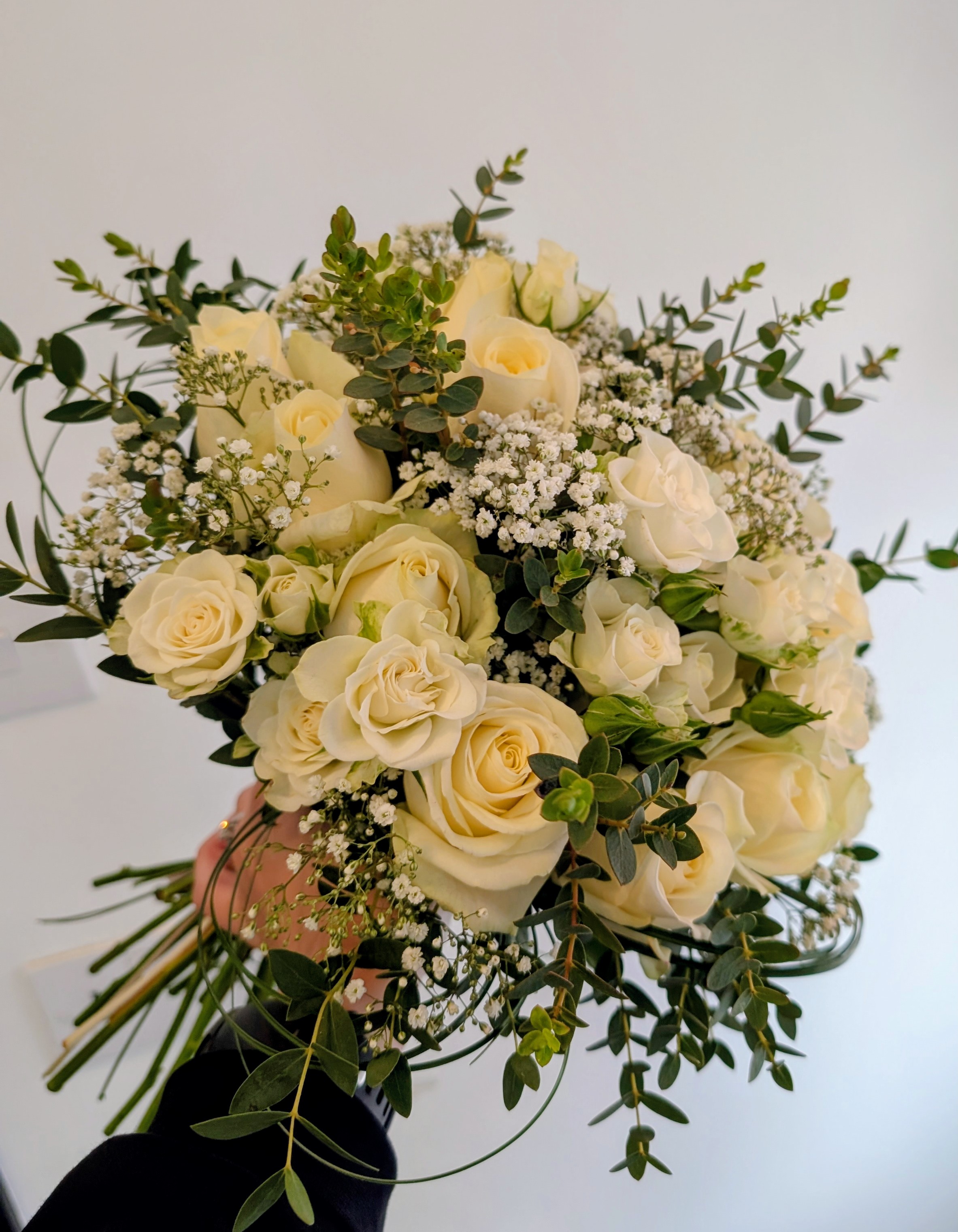 Wedding flowers from Elimays flowers in Buckley